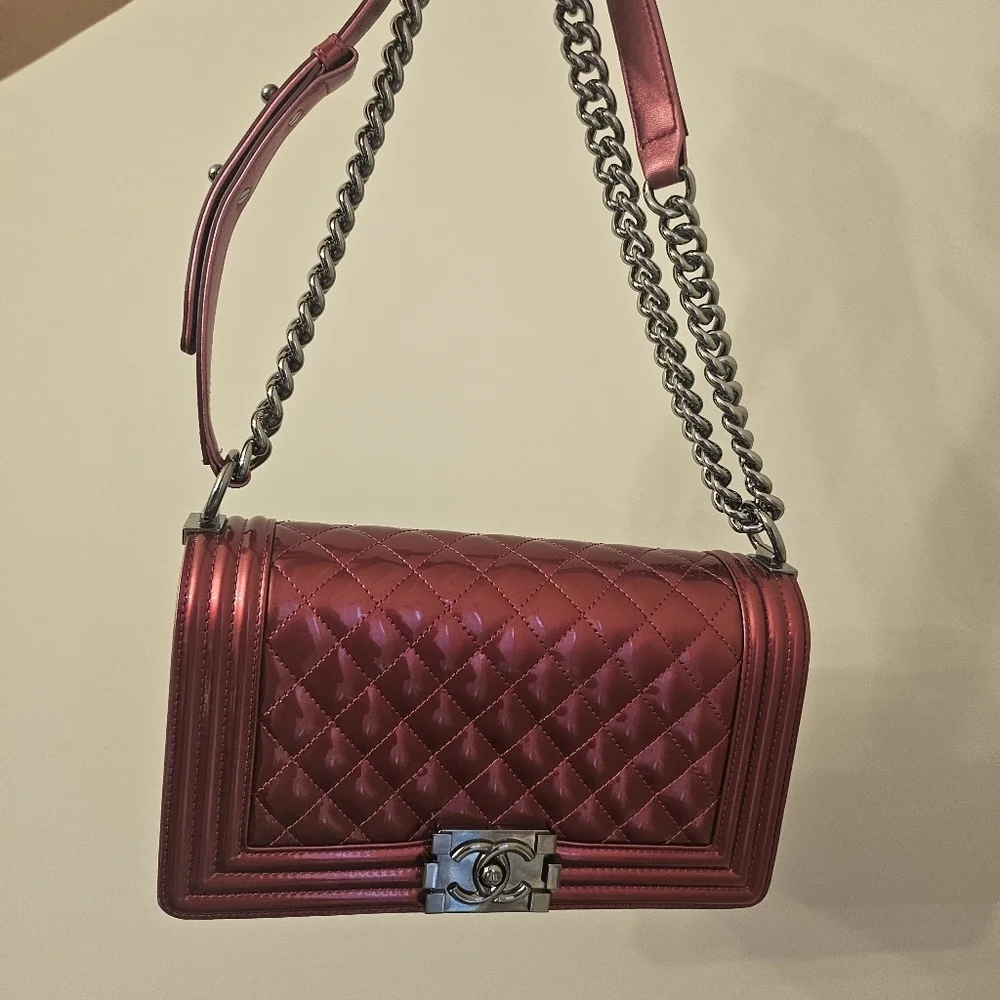 Chanel Boy Bag MEDIUM – Hot Pink Patent Leather/Fuchsia 🌸✨